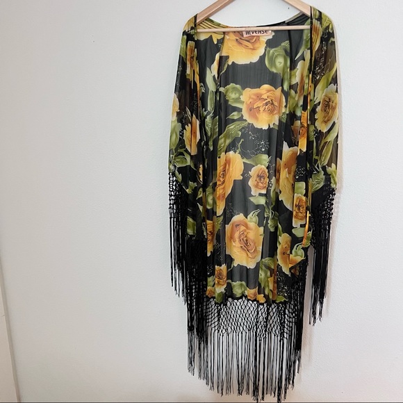 Floral print fringe kimono style top - Picture 5 of 6